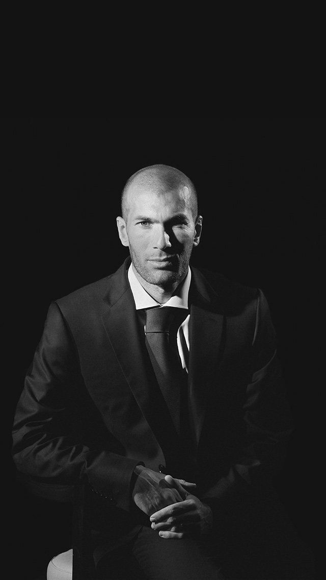 zidane-real-madrid-soccer-dark-iphone-5