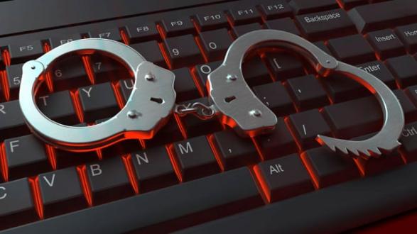 За распространения трояна GozNym хакеру грозит 100 лет тюрьмы