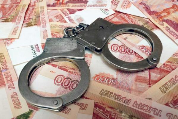 В Волгограде сотрудница банка помогла мошеннику похитить 4,3 млн рублей