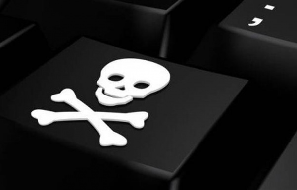 Роскомнадзор заблокировал 5 пиратских сайтов из-за сериала «Универ»
